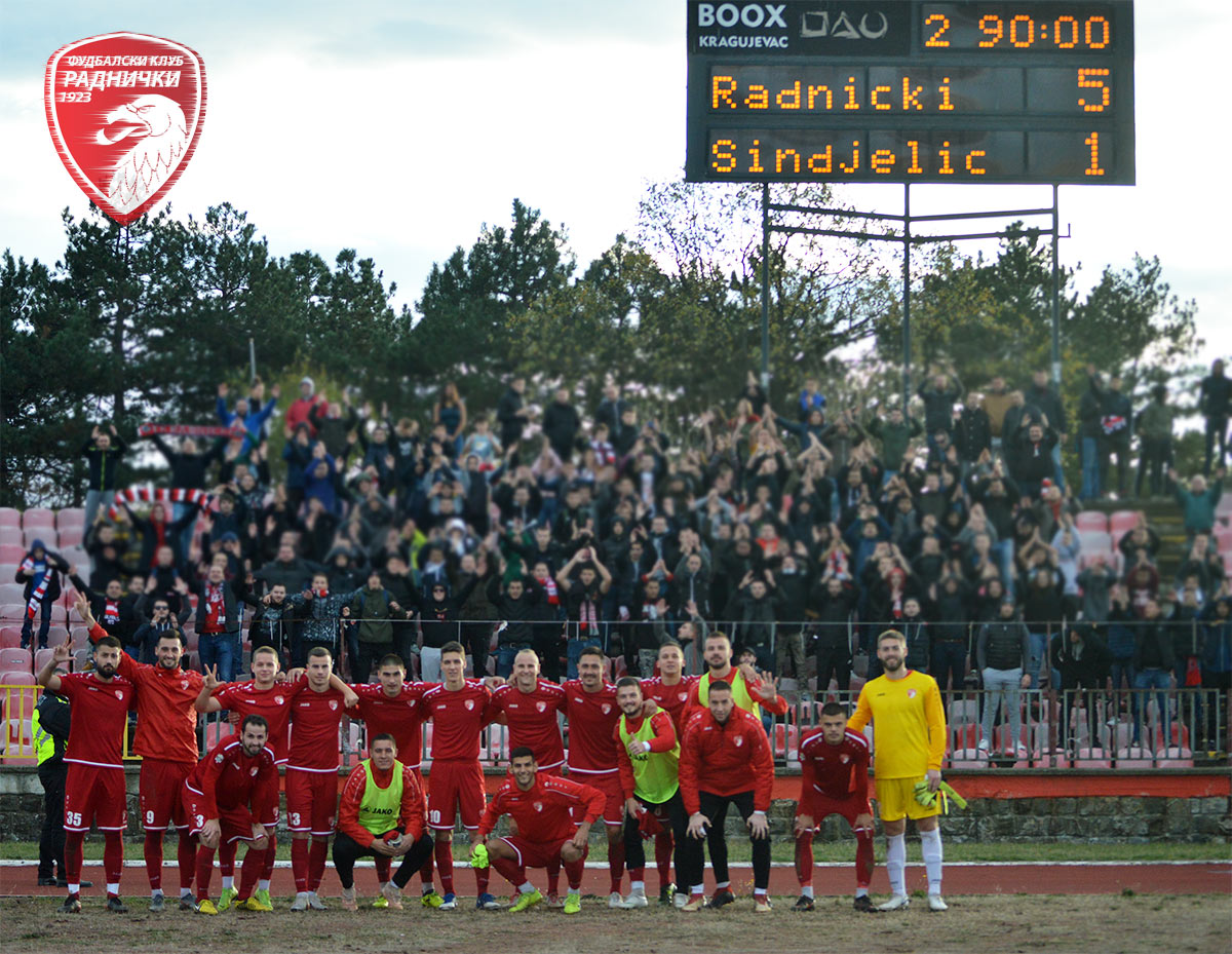 radnicki-sindjelic-ekipa-navijaci
