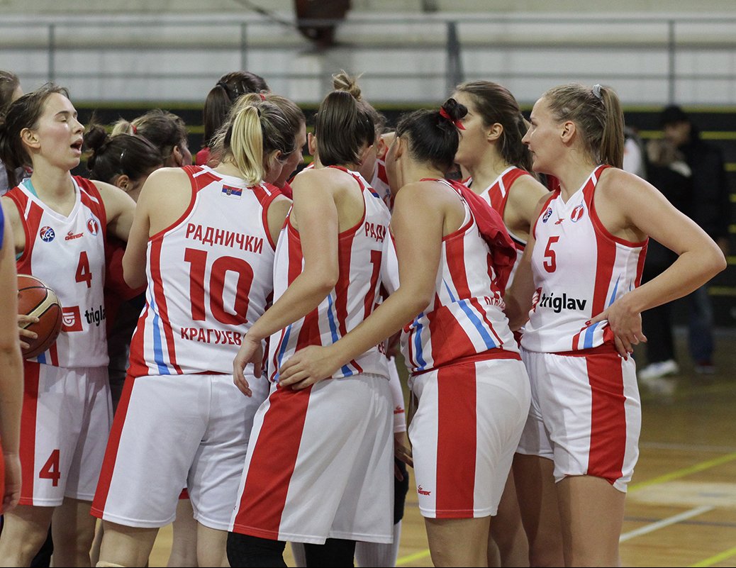 Kosarkasice-Radnickog-1