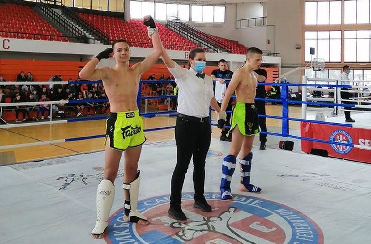 Kik boks Radnicki