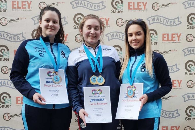 MK-puska-trostav-seniorke-1