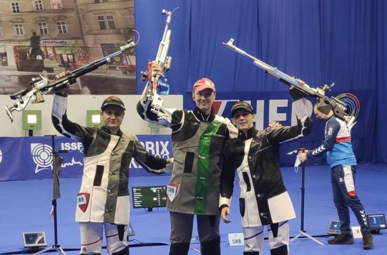 Srbija-puska-muskarci-bronza-Osijek-2022-8