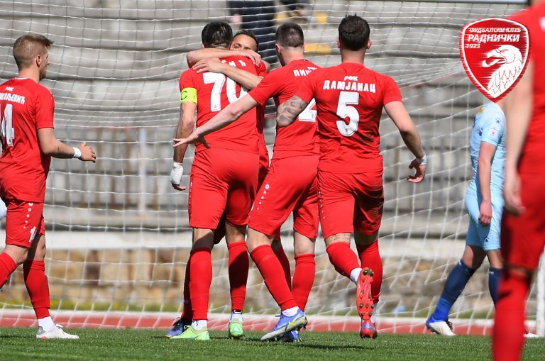 Superliga-2021-22-Radnicki-Vojvodina-proslava-gola