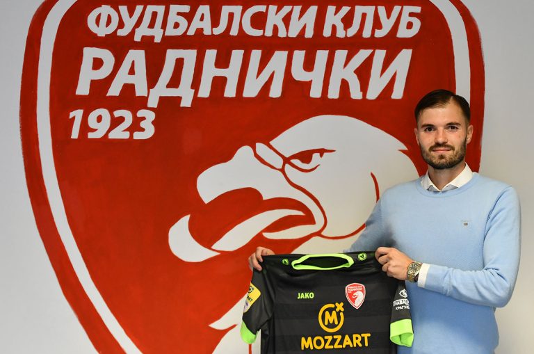 stefan-cupic-potpis-sa-dresom