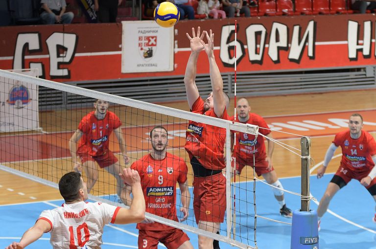 odbojka-superliga-2023-24-radnicki-zverzda-detalj-na-mrezi