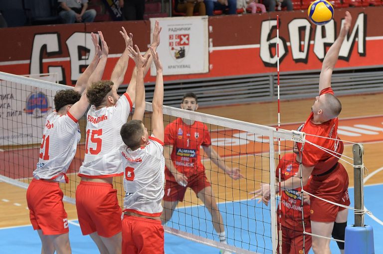 odbojka-superliga-2023-24-radnicki-zverzda-ivankovic-smecuje