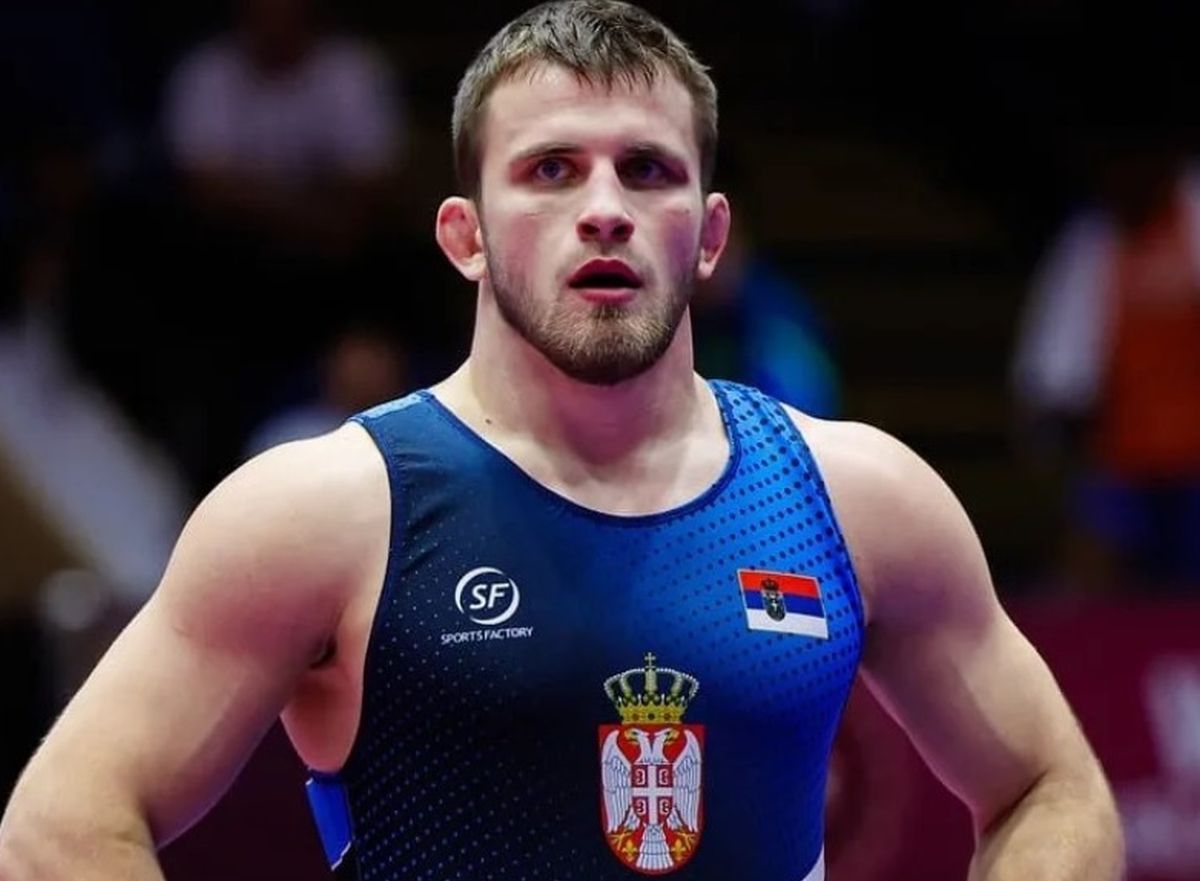 Komarov
